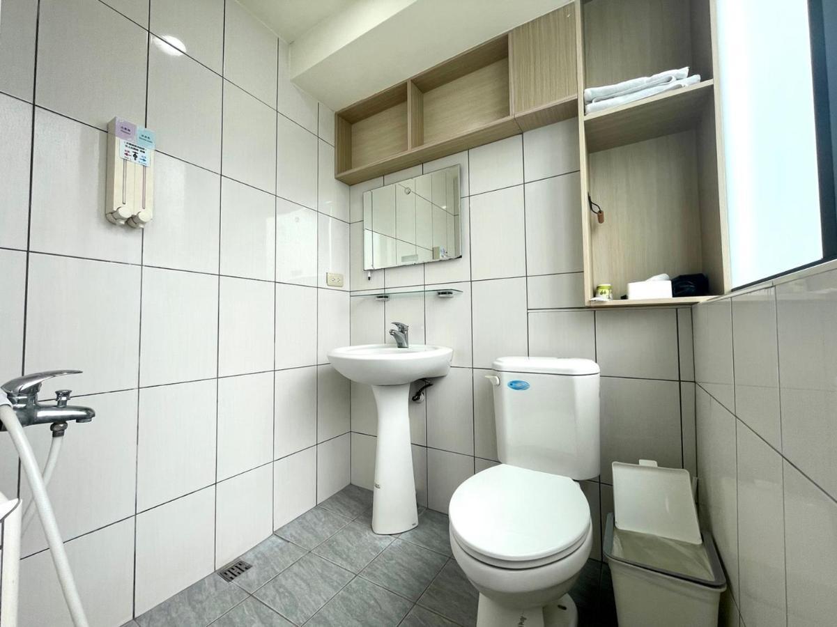 逢甲nu House Apartment Тайджун Екстериор снимка