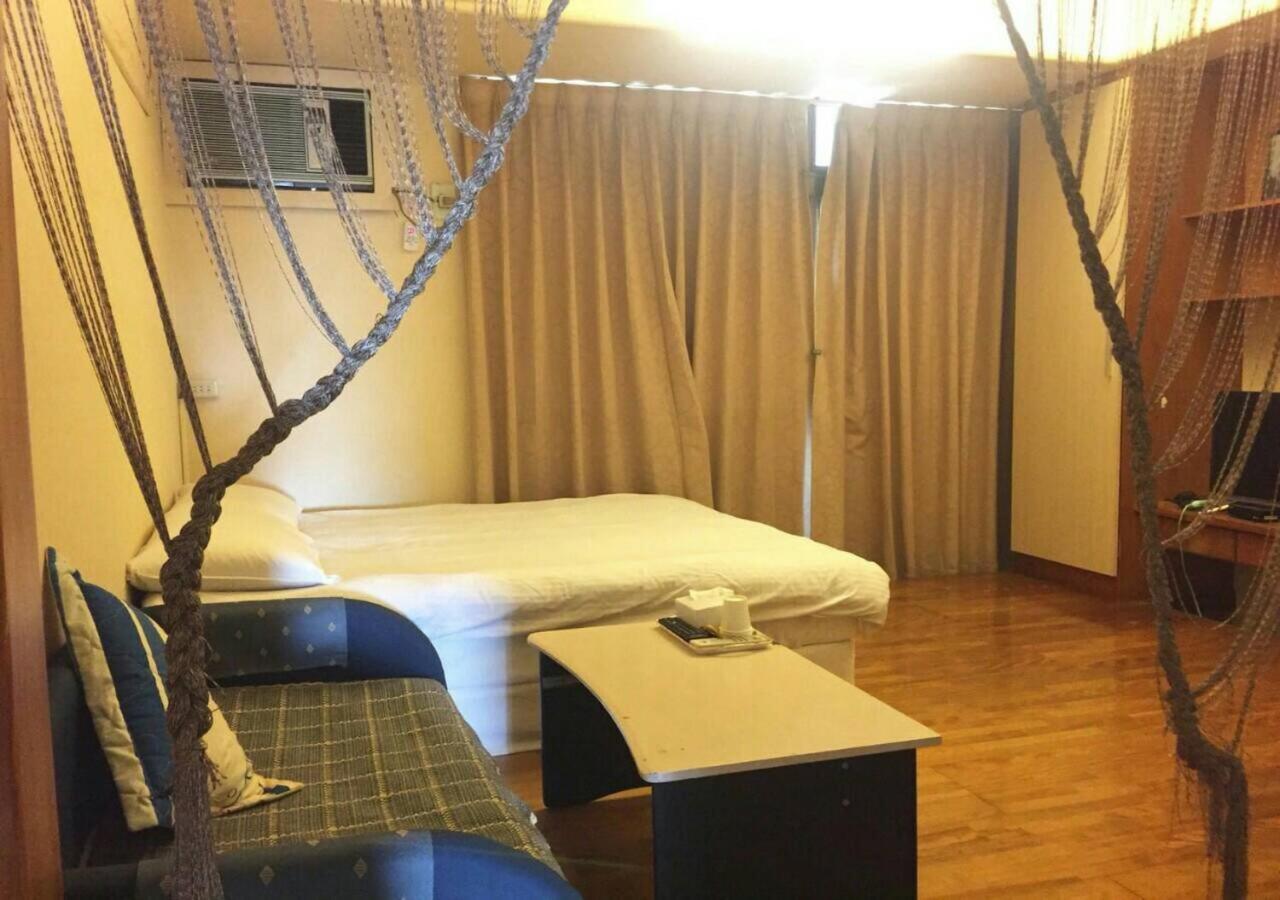 逢甲nu House Apartment Тайджун Екстериор снимка